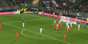 1分08秒，路易斯打进申花自2020年11月以来中超最快进球（开场68秒！路易斯为申花打入自2020年11月以来队内中超最快一球）