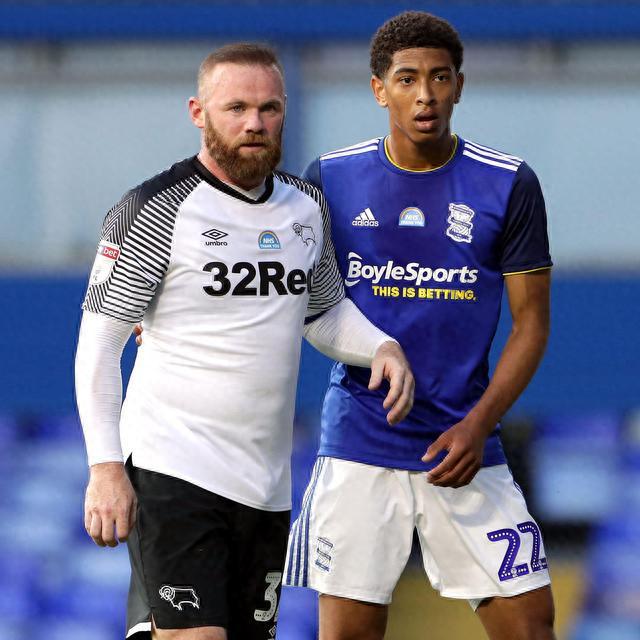 被阿森纳攻破球门，拜仁本赛季欧冠首次落后（阿森纳先拔头筹，拜仁本赛季欧冠首次落后）