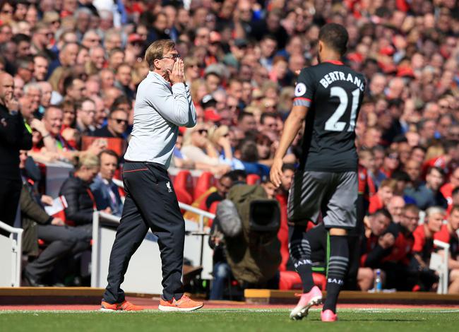 法尔克：拜仁不太可能在一月签下格伊，球队想优先与于帕续约（法尔克：拜仁冬窗难引进格伊，续约于帕优先）