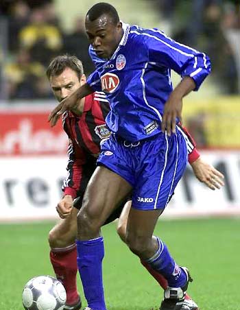 国米税前年薪排名：劳塔罗1660万欧第1，4人超千万（国米税前年薪榜：劳塔罗以1660万欧居首，四将突破千万欧）