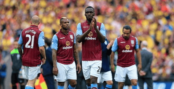 比朔夫：祝贺卡尔完成德青队首秀，他每次拿球观众都惊叹不已（比朔夫：恭喜卡尔完成德国青年队处子秀，每次触球都令全场惊叹）