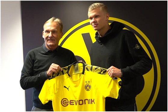 马刺vs掘金裁判报告：漏吹最后1.6秒巴恩斯对穆雷三分犯规（马刺战掘金裁判报告：末1.6秒漏判，穆雷三分出手遭巴恩斯犯规）