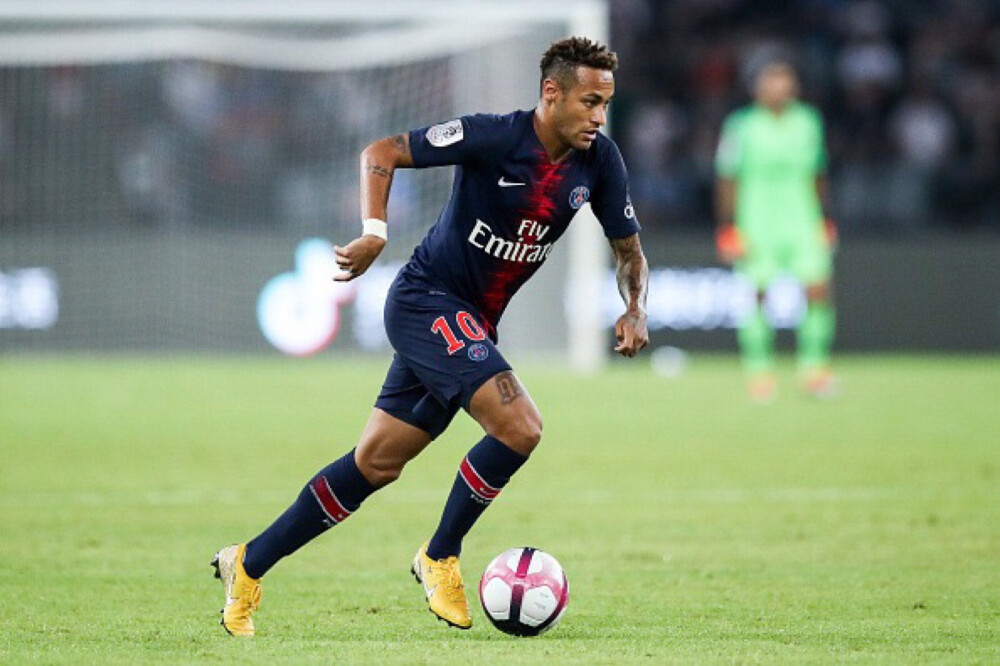 懂球帝12周年120大瞬间1／4决赛：德拜梅磊包揽，谁将杀出半区？（懂球帝12周年120瞬间八强：德拜梅磊霸榜，半区出线花落谁家？）