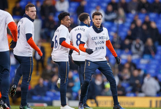 西甲半场：格德斯建功，久保建英失良机，皇家社会1-0赫罗纳（西甲上半场战报：格德斯破门，久保建英失机，皇家社会暂以1-0领先赫罗纳）