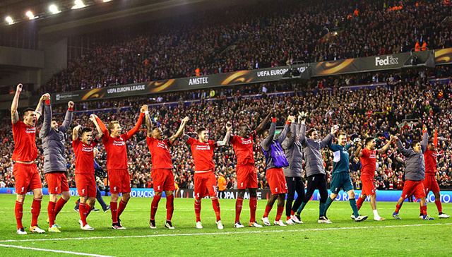 皇马客场3-0击败毕巴，阿诺德表现神勇但伤退，展现世界级水准，但伤病困扰持续。（皇马客场3-0擒毕巴，阿诺德高光却伤退，世界级表现难挡伤病困扰）