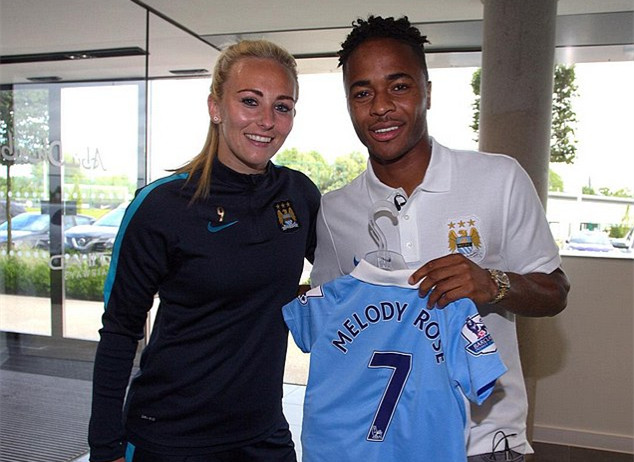 NBA：勇士末节发力 击败雷霆止住颓势（NBA：勇士末节爆发擒雷霆 终结低迷）